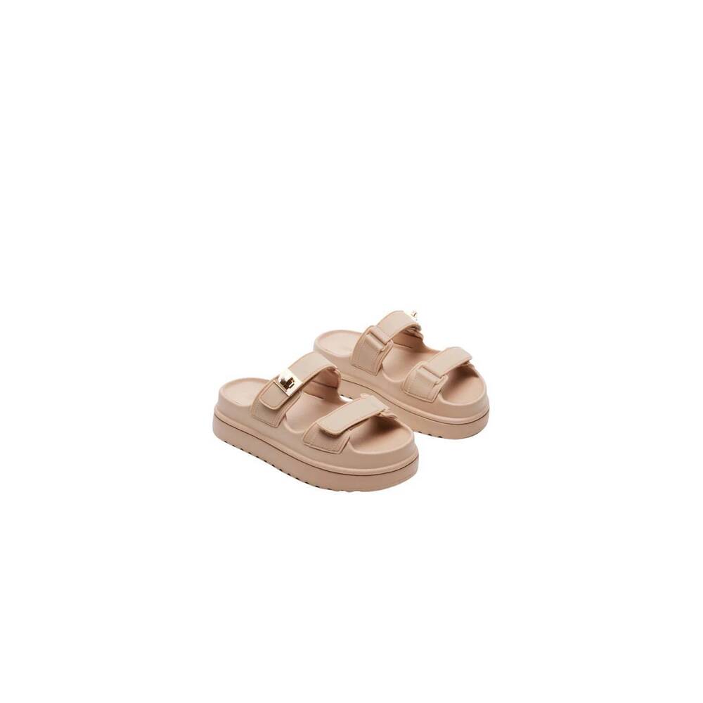 NEW STEVE MADDEN women's bigschmona jelly sandal in natural